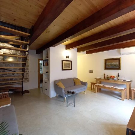 Romantic Stone House By The Sea **** Cattaro Esterno foto