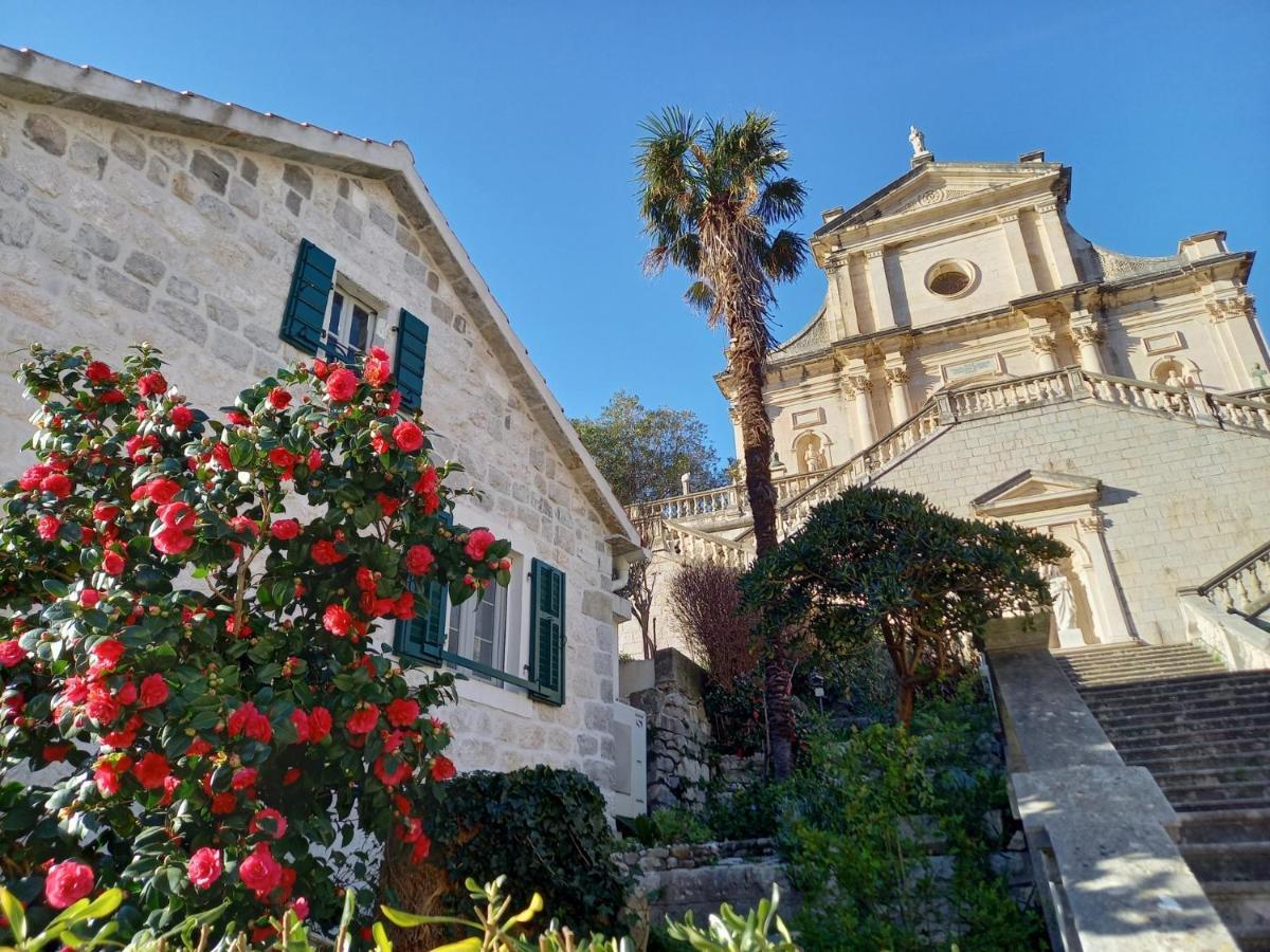 Romantic Stone House By The Sea **** Cattaro Esterno foto