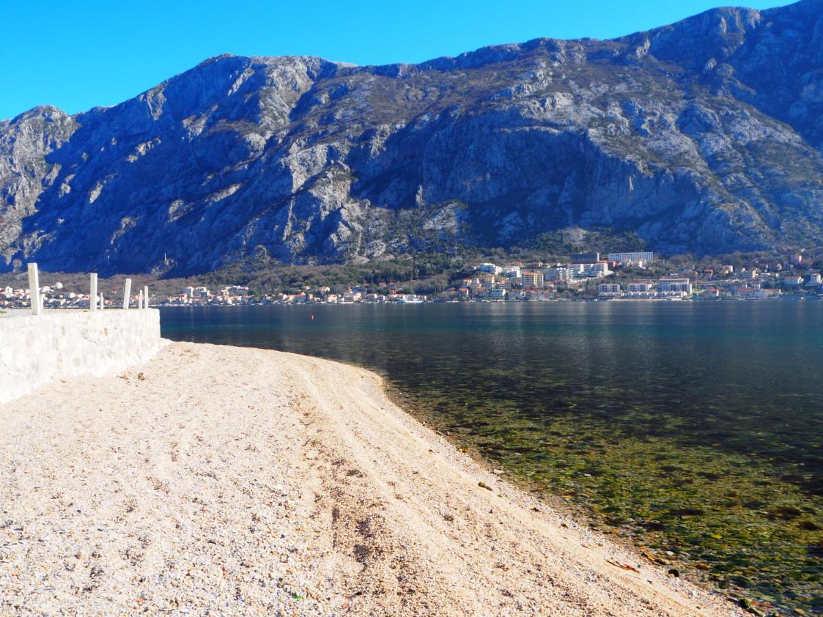 Romantic Stone House By The Sea **** Cattaro Esterno foto