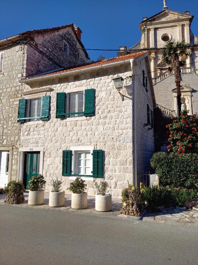 Romantic Stone House By The Sea **** Cattaro Esterno foto