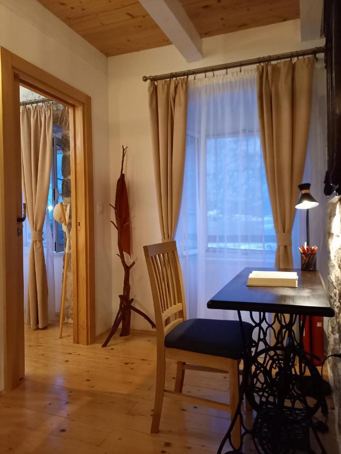 Romantic Stone House By The Sea **** Cattaro Esterno foto