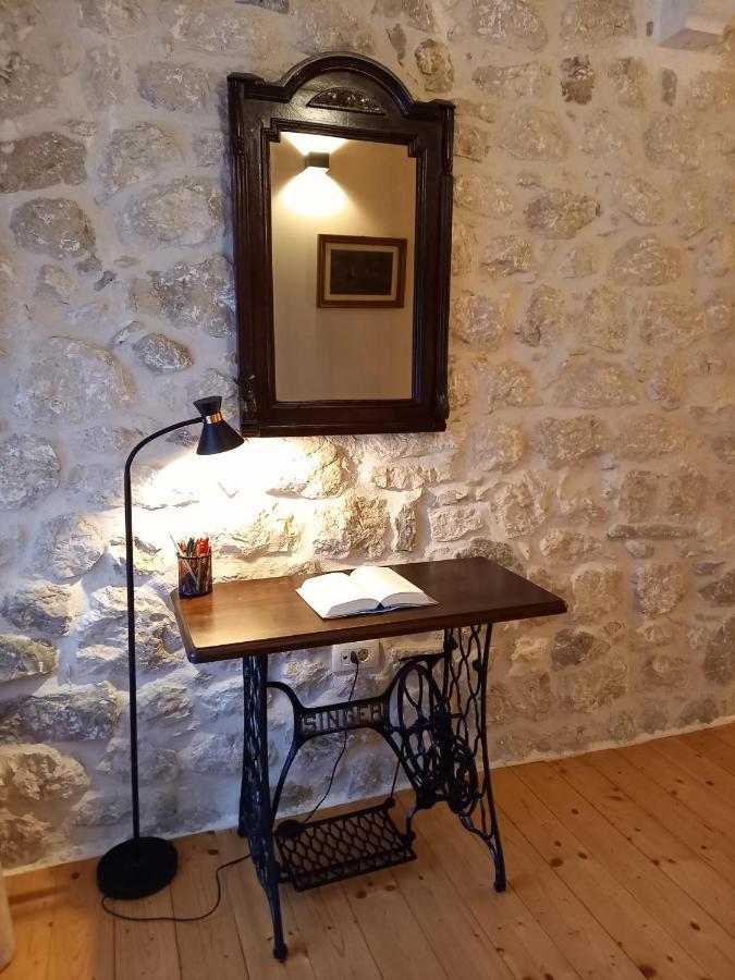 Romantic Stone House By The Sea **** Cattaro Esterno foto